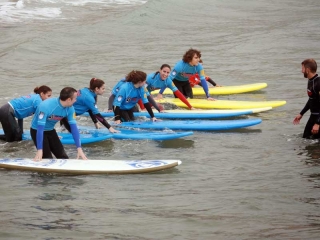 Clase de surf en Castelldefels de 2 horas