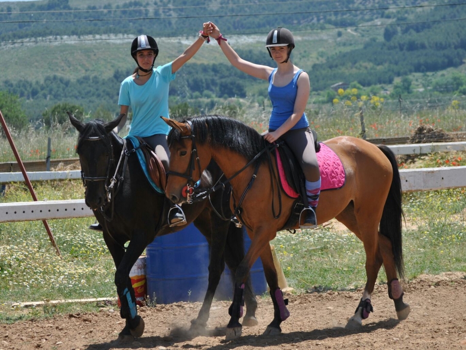 A caballo