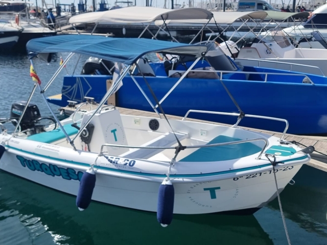 Rentar barco a motor sin titulación, Alicanle 4h