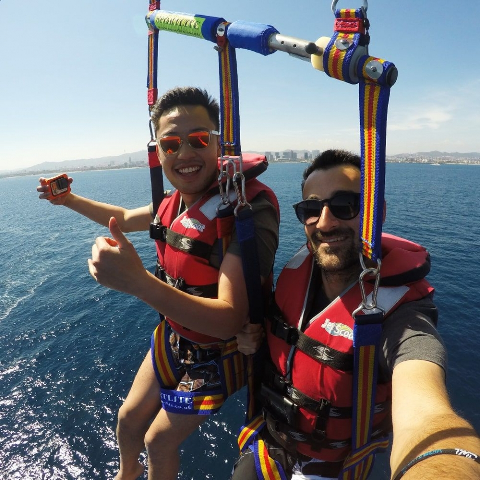 parasailing 6 min