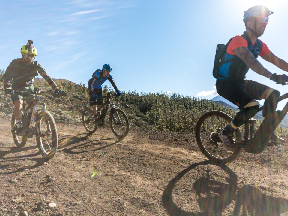 Ciclistas en Tenerife Ciclistas en Tenerife