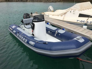 Lancha motora sin licencia en La Graciosa 8 horas