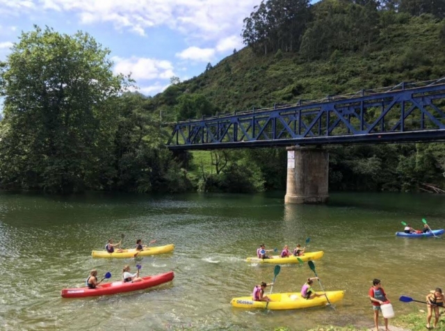 Puenle sobre el rio
