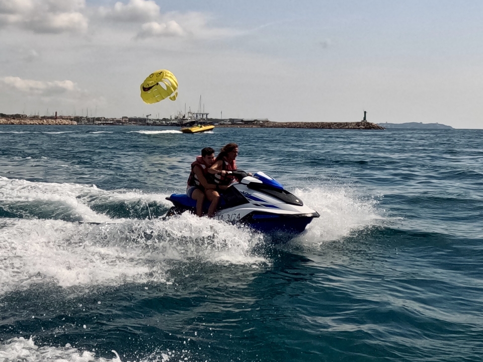 Recorrido en jet ski Recorrido en jet ski