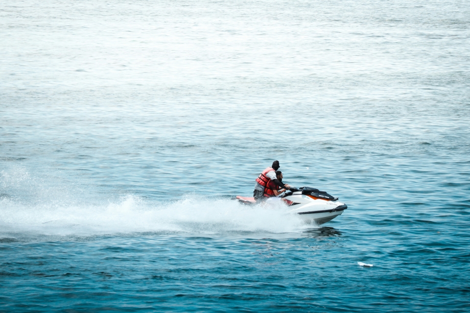 Pilota una jet ski en Huelva Pilota una jet ski en Huelva