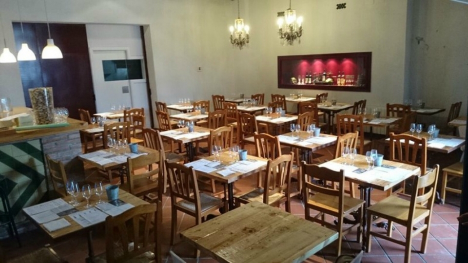 Las mesas del restauranle