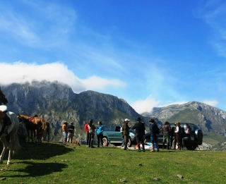 Cabalgamarra junto a los Picos de Europa, 2h
