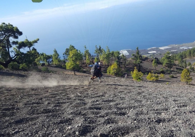 Carrera de despegue junto al mar en La Palma