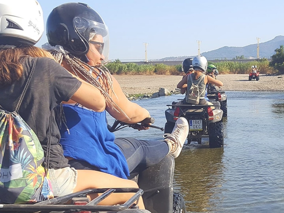 Paseo en cuatrimoto por la costa del sol