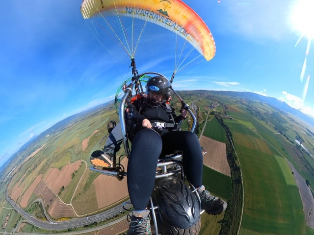 Vuelo biplaza en paramotor en La Rioja