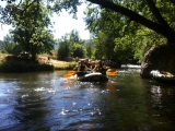Hacer rafting en el Alto Cidacos grado III adultos