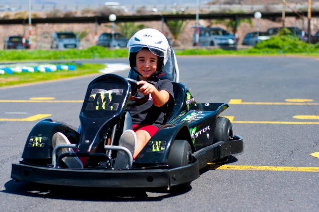 Sesión de karting para niños en Parque La Reina