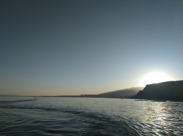 Atardecer navegando