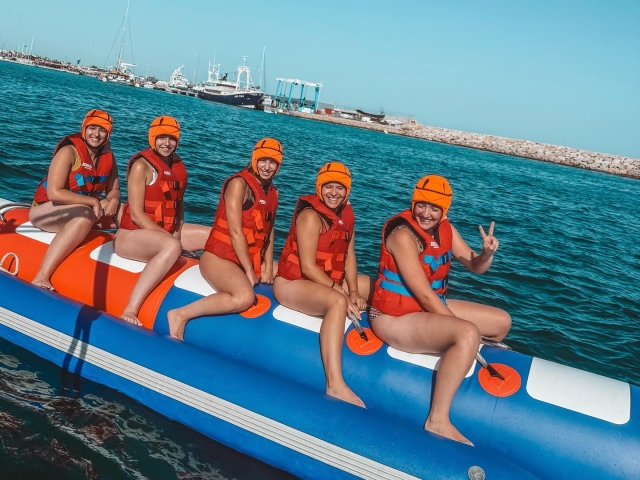 Paseo en banana boat Passeig Les Palmeres, 15min