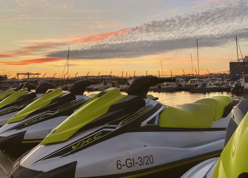 Salida en jet ski Gijón