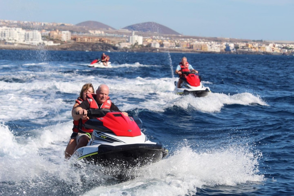 Surcando las aguas Surcando las aguas