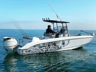 Pesca al vivo desde barco en costa de Denia