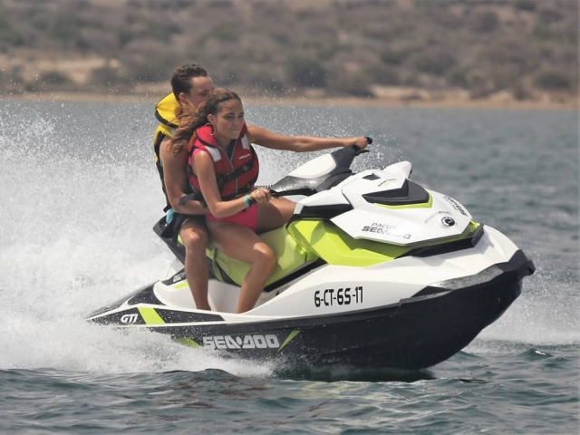 Paseo jet ski por el canal Tomás Maestre, 1h