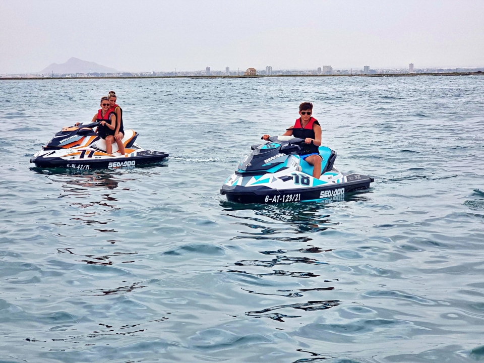 Jet skis por el Mar Menor Jet skis por el Mar Menor