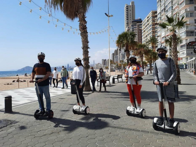 Comenzando un tour en segway Comenzando un tour en segway