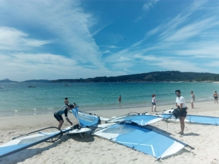 Curso de windsurf privado playa de Rodeira 4 días