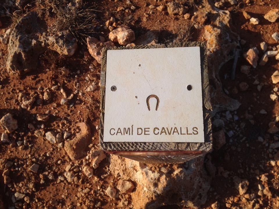Cami de Cavalls Cami de Cavalls