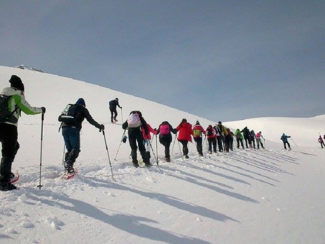 Ruta por el Valle de Arbas en raquetas de nieve