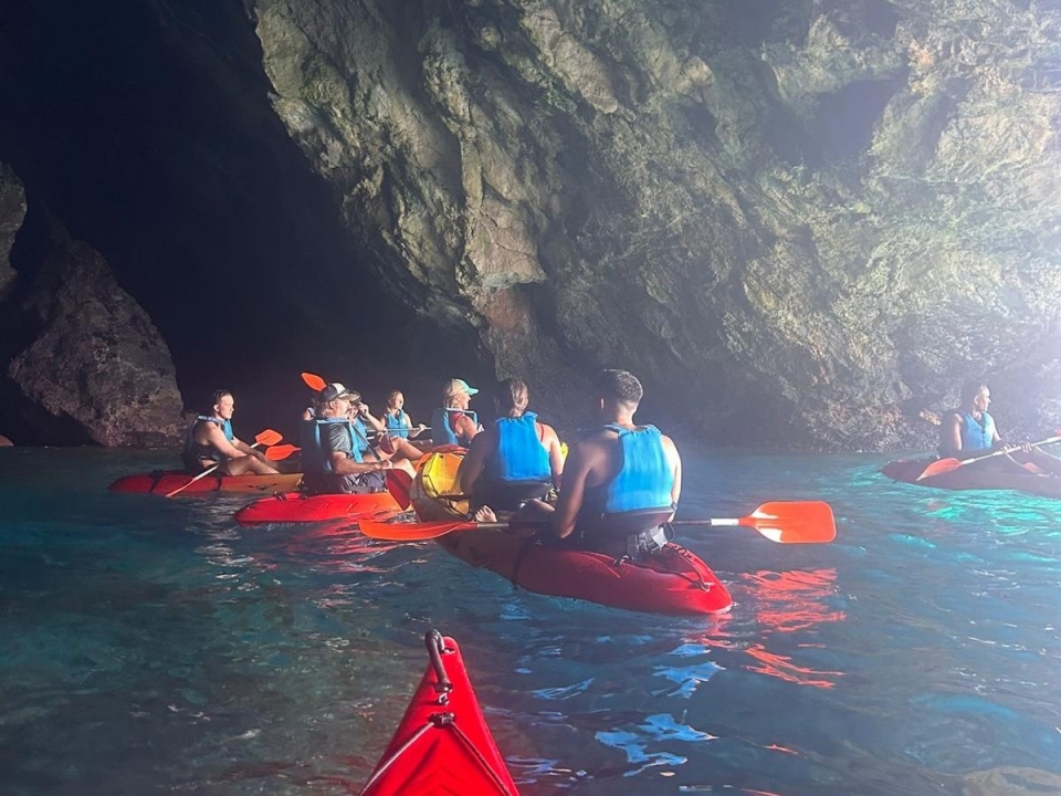 Ruta en kayak por la costa de Málaga
