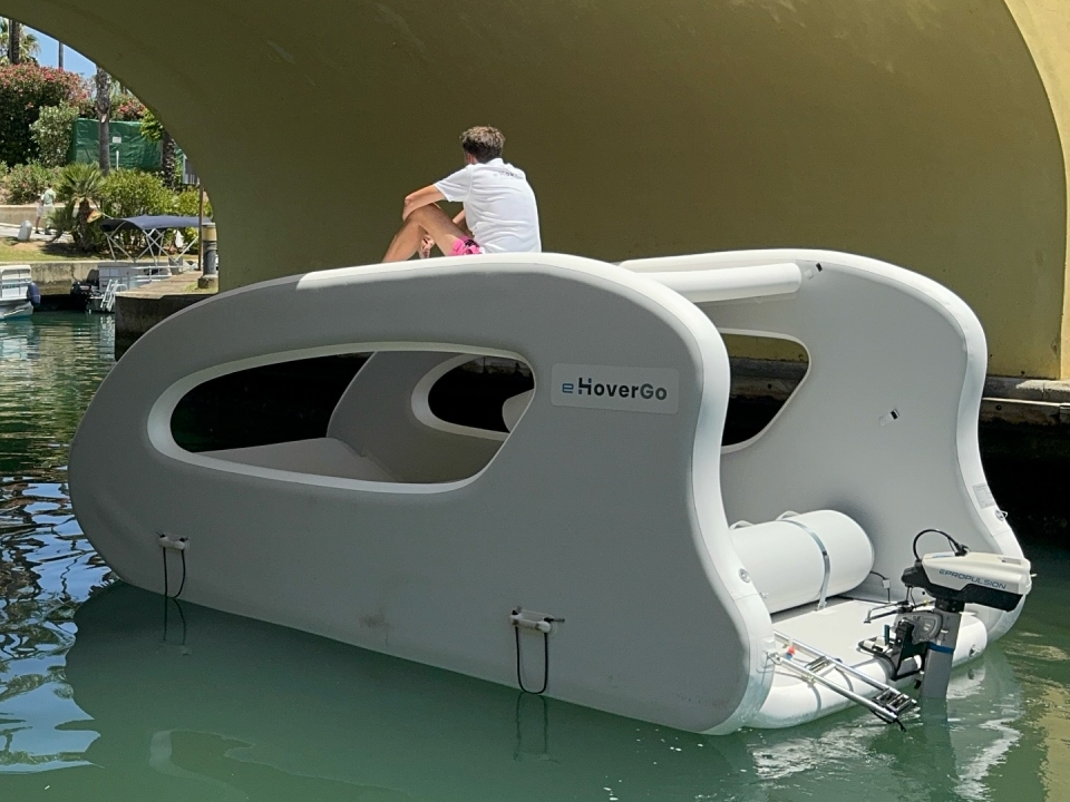 Barco electrico hinchable