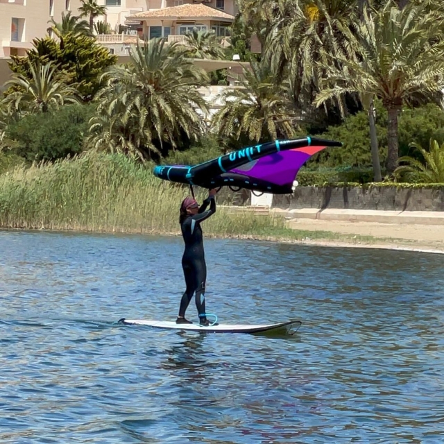 Aprendiendo a practicar wing foil