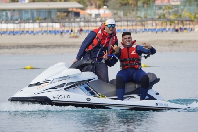 actividad acuática jetski en Fuerteventura actividad acuática jetski en Fuerteventura