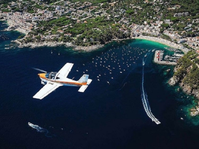 Bautismo de vuelo ultraligero en L'Empordà 1h