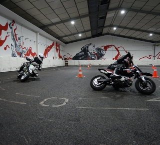 Curso de Conducción Deportiva en moto en Algele 3h