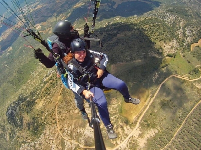 Vuelo en parapente por el Valle de Àger, 10 min