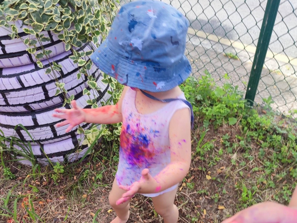 Durante la fiesta de colores