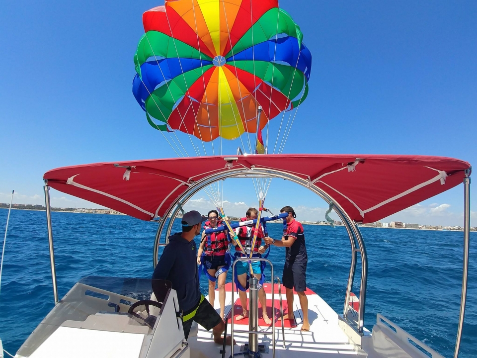 Vuelo en parasailing en Torrevieja