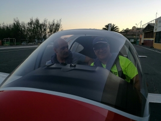 Vuelo avioneta a Playa Blanca y Faro Cotillo 90min