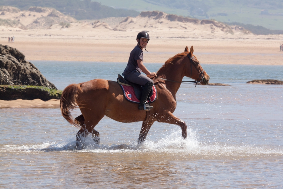 Cabalgamarra por la playa de Valdearenas Cabalgamarra por la playa de Valdearenas