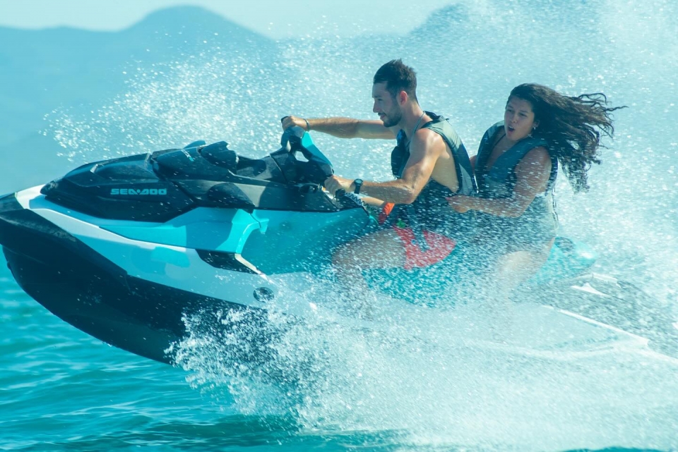 Jet ski biplaza en Aguadulce Jet ski biplaza en Aguadulce