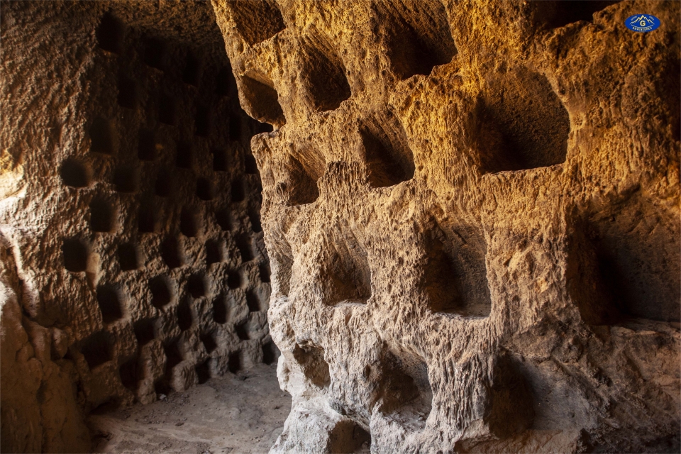 Cueva Fortaleza Medieval de Tía
