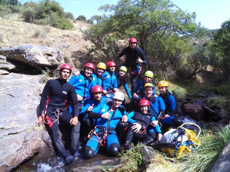 Cañón en grupo Cañón en grupo