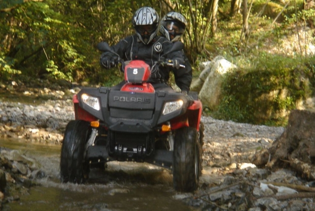  Cuatrimoto Polaris biplaza 