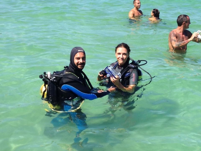  Aprendiendo los fundamentos del buceo 
