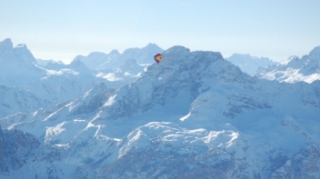  Vuelo en la nieve