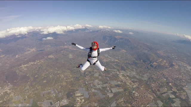  Divirtiéndose en el aire 
