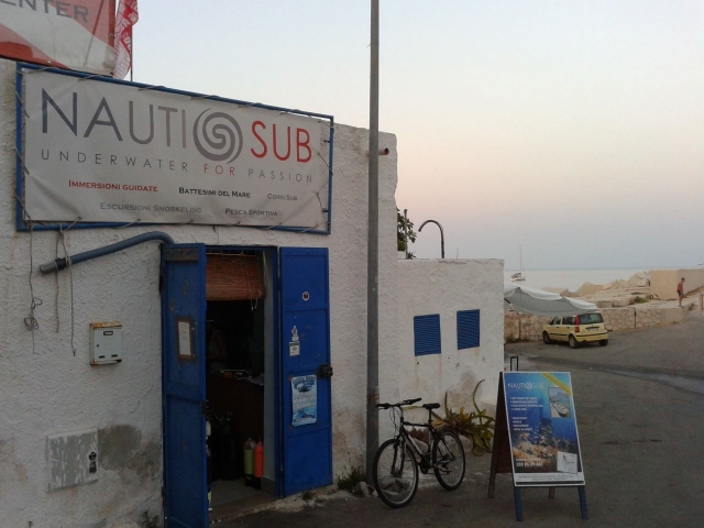  centro nautisub en san vito 