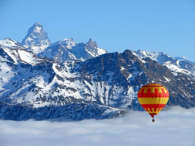  Admirando los Alpes 