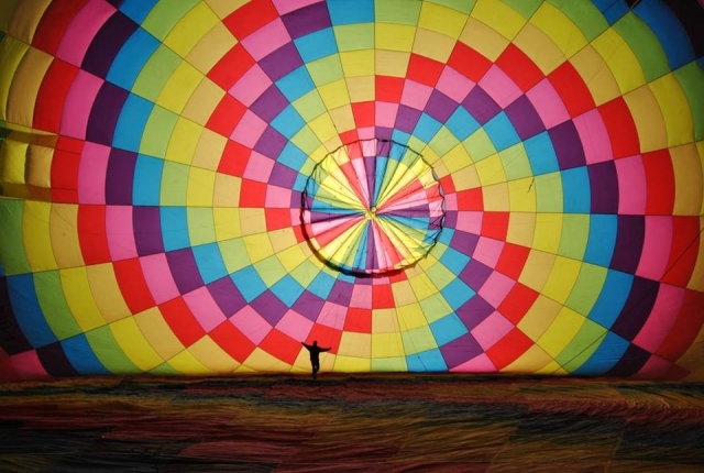  Dentro del globo 