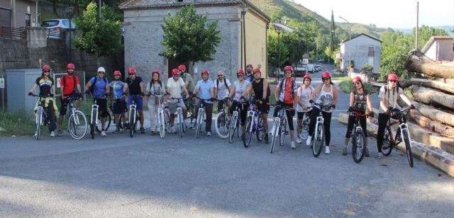  Ciclismo de cerro en compañía 