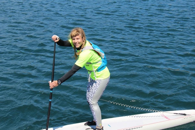  Uno de nuestros alumnos de Stand Up Paddle
